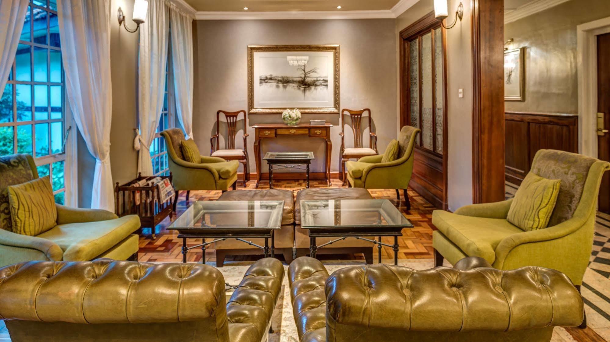 Southern Sun Mayfair Nairobi Exterior photo